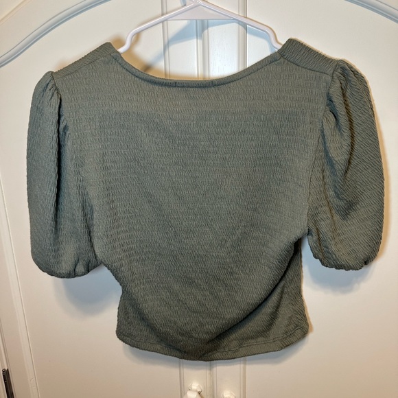 Altar’d State top - Picture 2 of 3